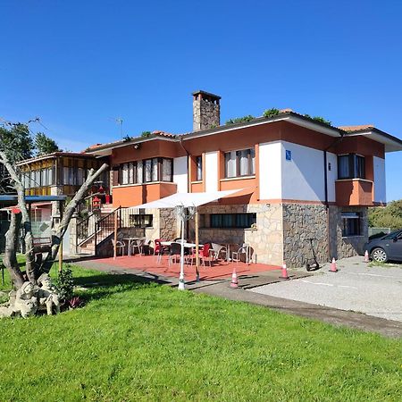 Family House Gijon Villa Eksteriør bilde